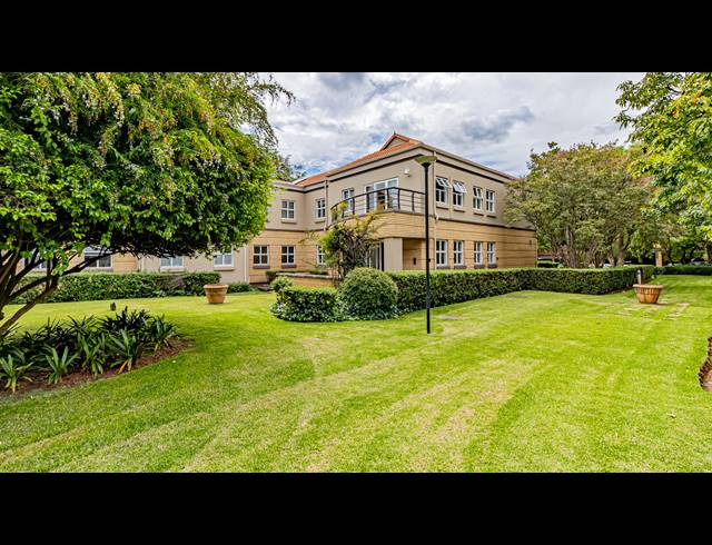 158M² OFFICE TO LET IN FERNDALE